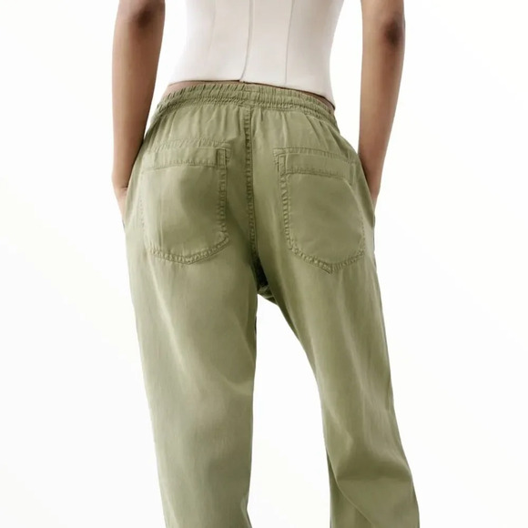 ZARA | Khaki | JOGGING PANTS WITH POCKETS - Picture 8 of 12
